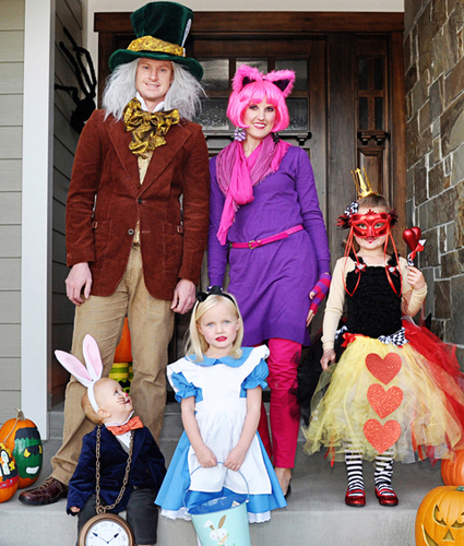 Family Halloween Costumes - Parenting OC