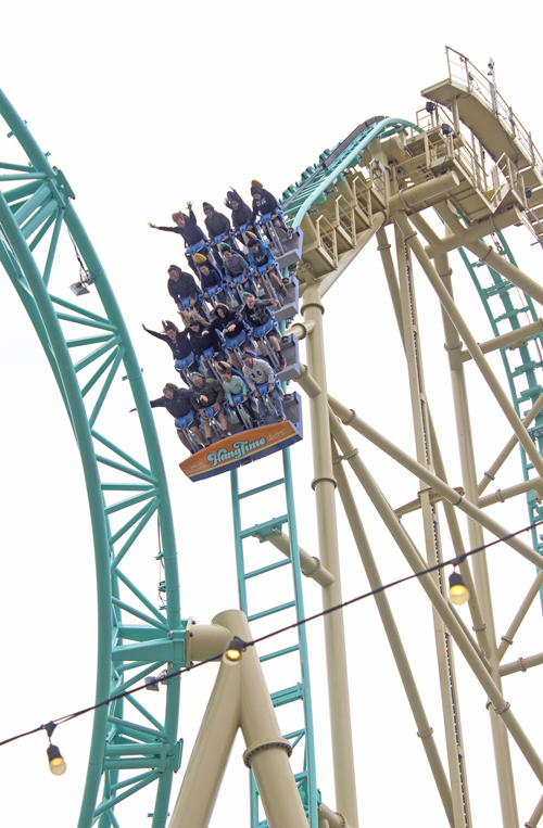 Knotts Berry Farm Hangtime