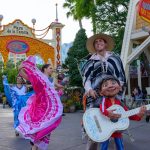 Día de los Muertos at the Disneyland Resorts