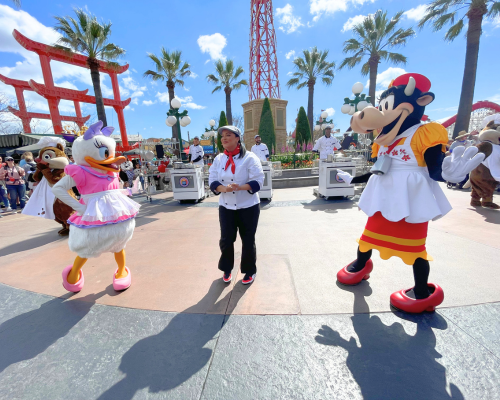 Cookin' with the Jammin' Chefs returns to Disney California Adventure Food & Wine Festival