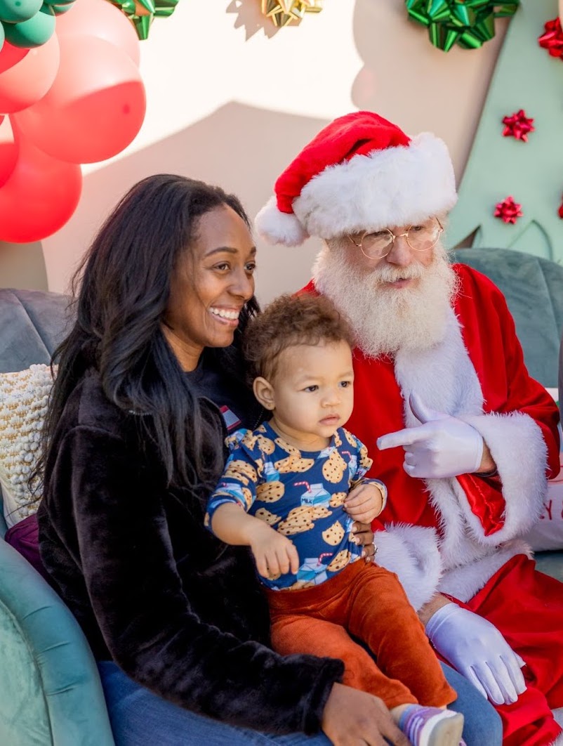 Cerritos Towne Center’s Holiday Celebration