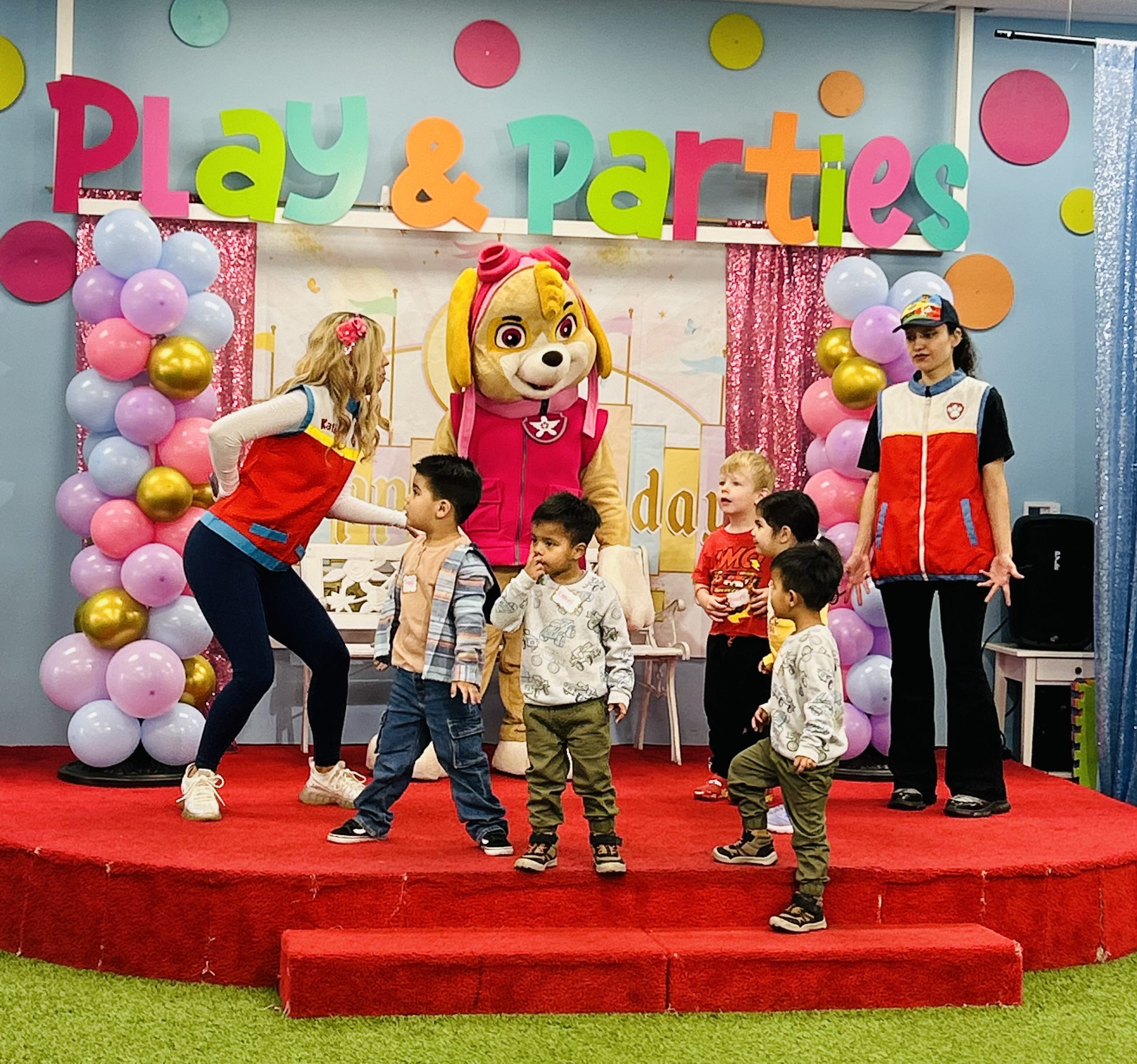 PLAY & PARTIES: SPECIAL GUEST PLAYTIMES