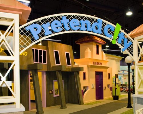 Dia de los Muertos at Pretend City