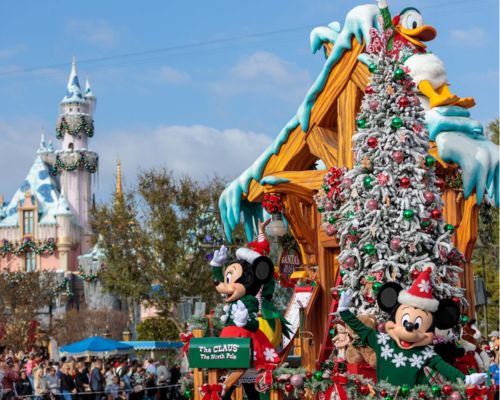 Holidays At The Disneyland Resort